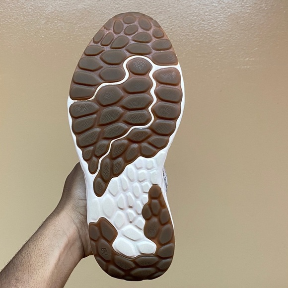 New Balance Fresh Foam Arishi V4 Women's Light Pink Sneakers Size 8 - Picture 8 of 15